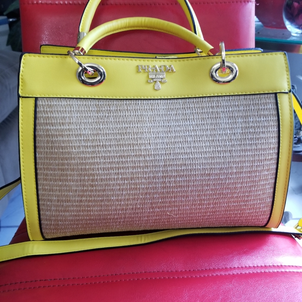 Quality Purses And Accessory - image 2